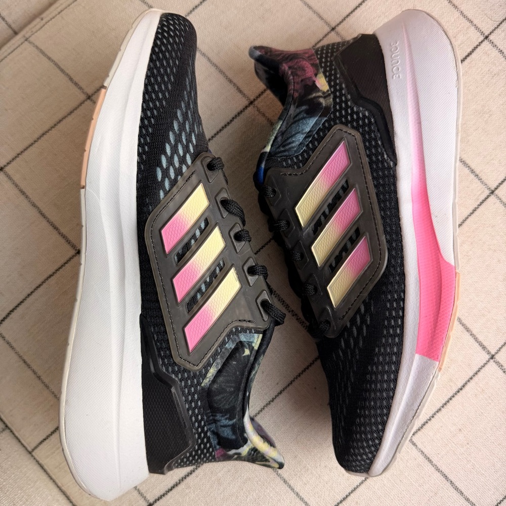 Adidas EQ21 Floral Women's Black & Pink Running Shoes 6.5 - Picture 4 of 9